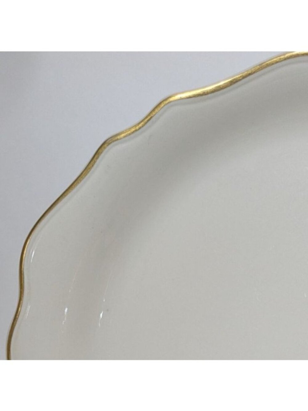 Syracuse China Oval Dinner Plate White Gold Trim Scalloped Edge Design 12 inch